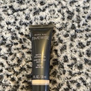 🎉3 for $30🎉 Matte 3D Foundation